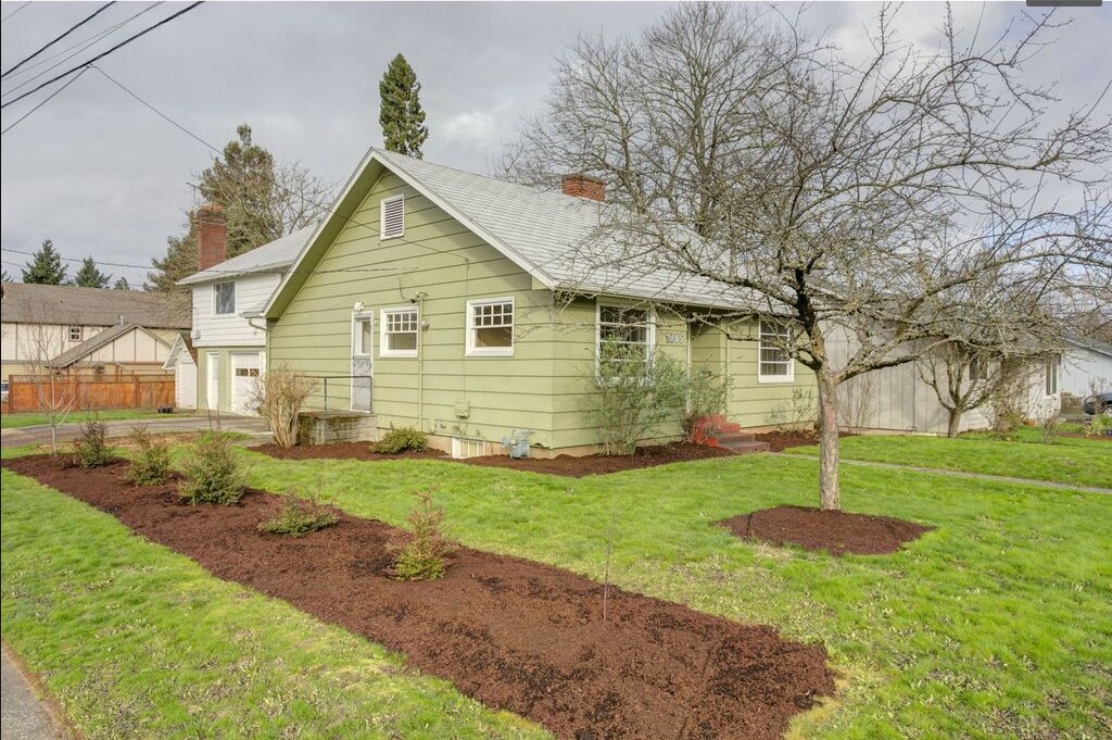 Building Photo - 7405 NE Prescott St