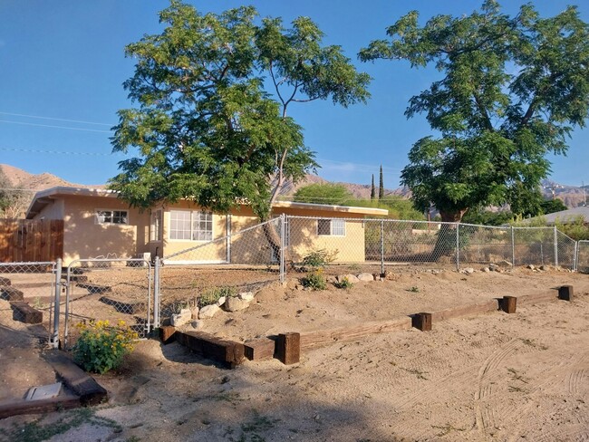 Primary Photo - 11010 Knobb Ave
