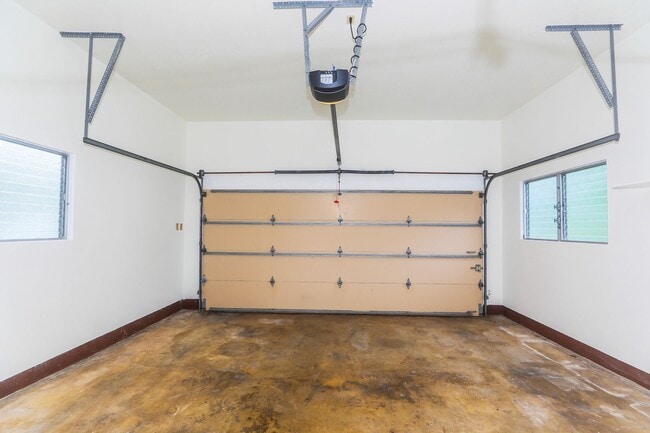 Building Photo - Kaneohe Woods – 3BR/2.5BA home with Mounta...