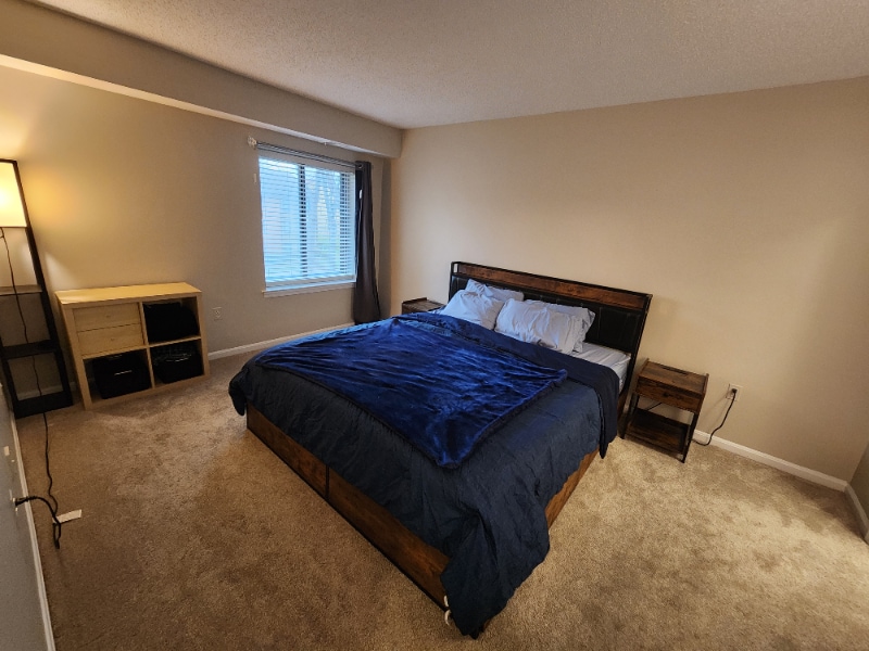 Building Photo - 10210 Bushman Dr