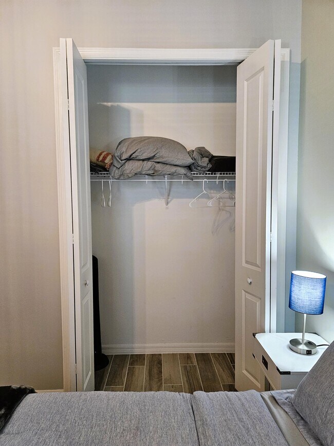 Building Photo - 5981 Berwick Ln