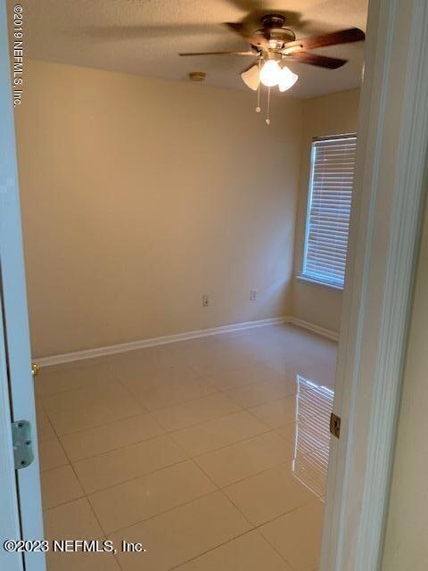 Building Photo - 4723 Pine Lake Dr