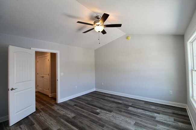 Building Photo - 1156 Harvest Ct