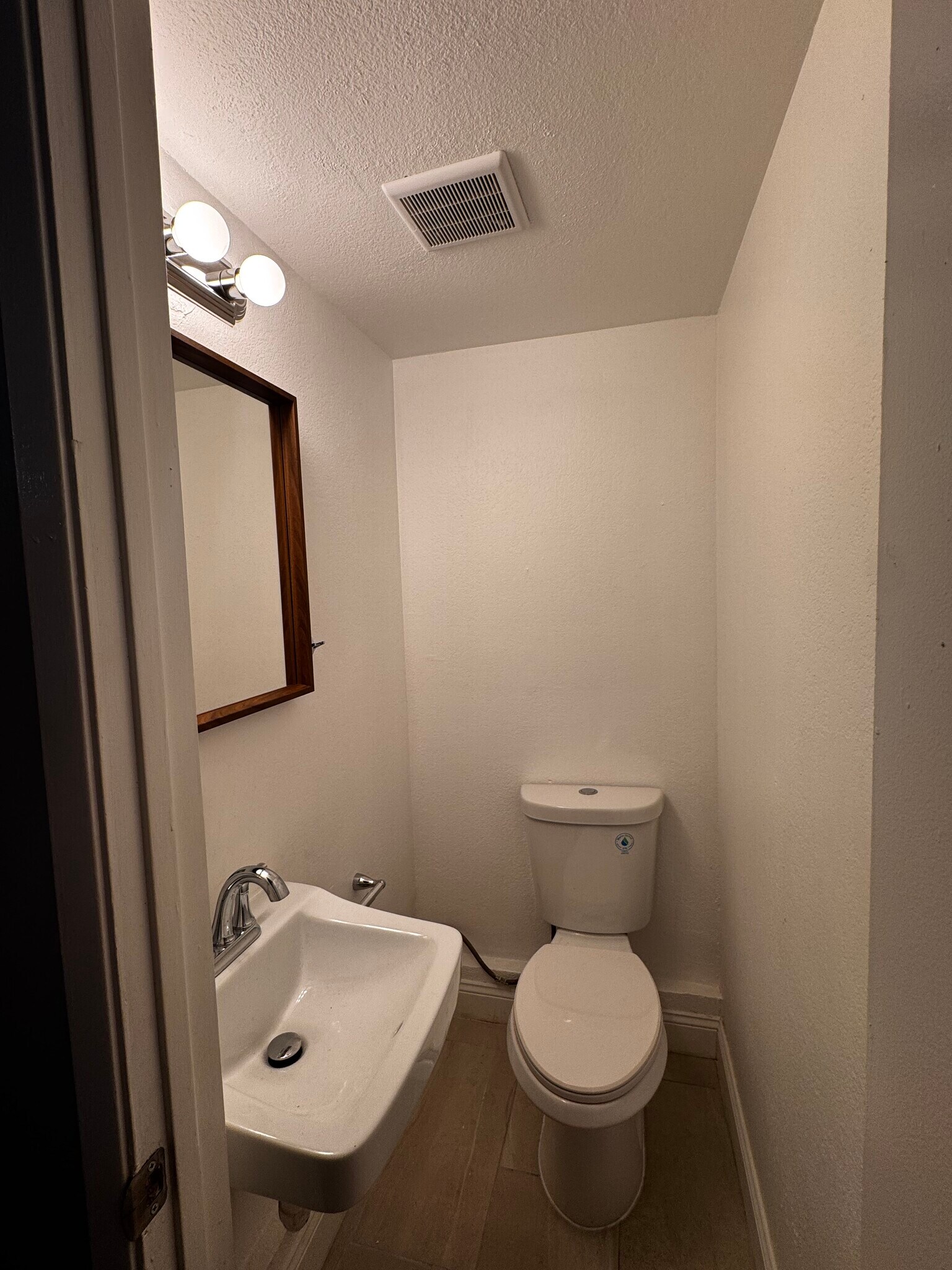 New bathroom - 2161 Northwood Cir