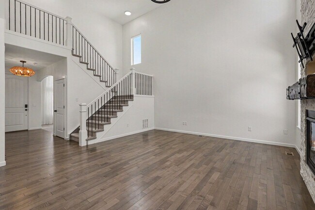 Building Photo - 15247 W Auburn Ave