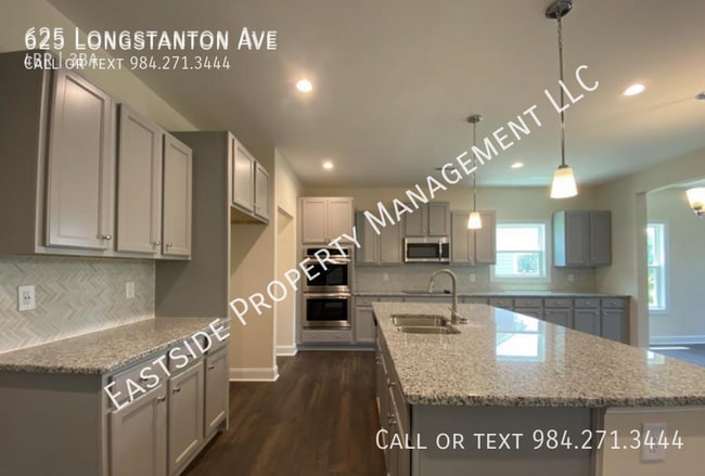 Building Photo - 625 Longstanton Ave