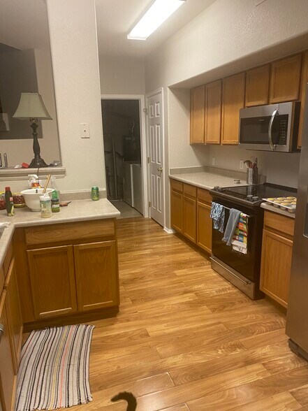 Kitchen - 9408 E Florida Ave