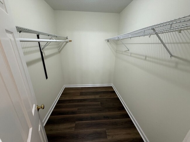 Building Photo - 6-4 Pintail Ct