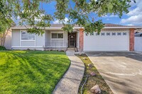 Building Photo - Beautiful Updated 4 Bedroom Home