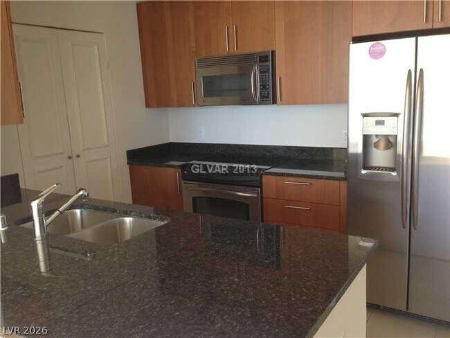 Building Photo - 200 W Sahara Ave