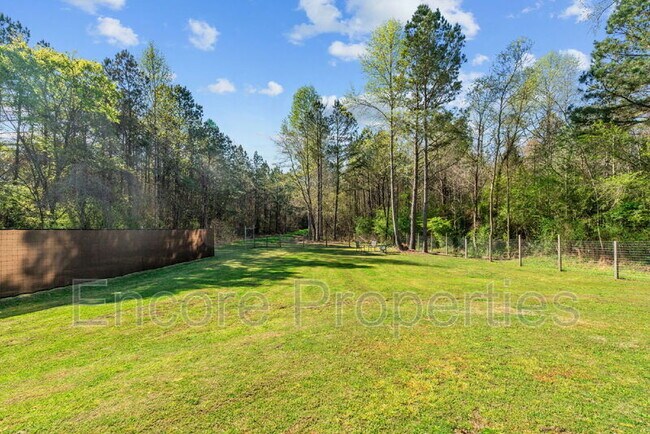 Building Photo - 367 Crane Way