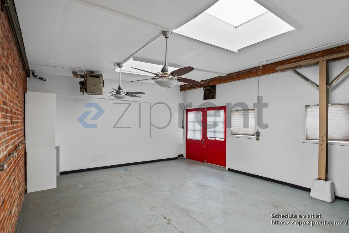 Building Photo - 3016 Filbert St