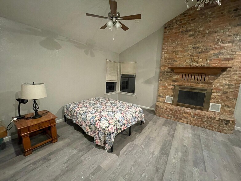 Building Photo - 3817 Titan Trl