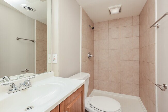 Building Photo - 3854 Valley Ridge Dr