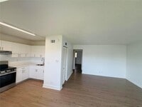Building Photo - 351 NW 42nd Ct