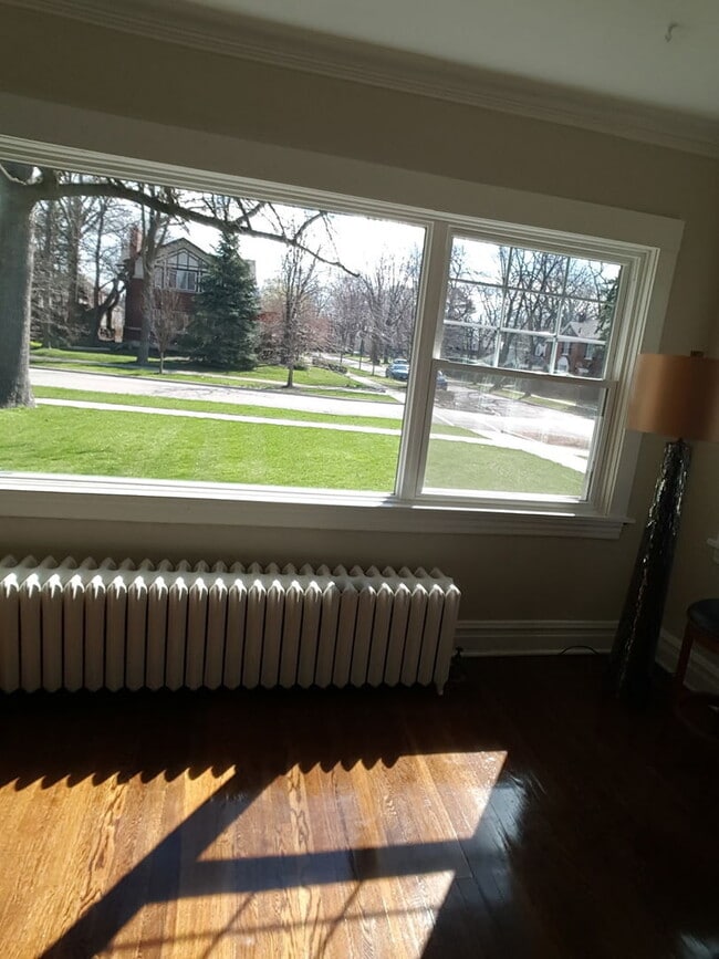 Building Photo - 10156 S Hoyne Ave