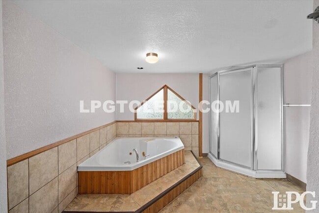 Building Photo - 1579 Colton St