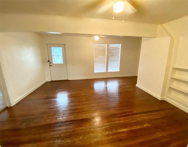 Building Photo - 400 S Bryan-Belt Line Rd