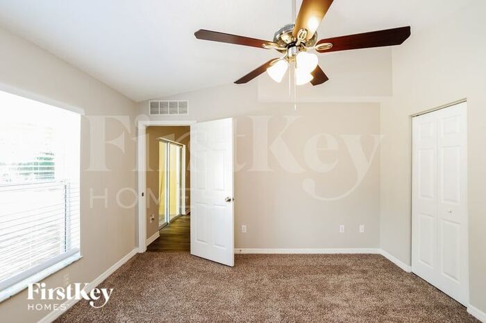Building Photo - 102 Luther Dr