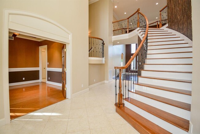 Building Photo - 2603 Braer Ridge Dr