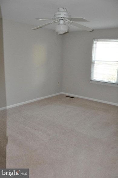 Building Photo - 9705 Glen Ave