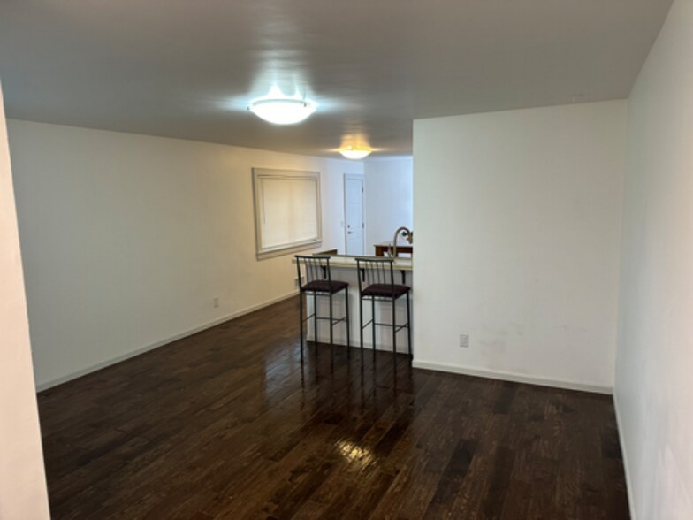 Building Photo - 7017-74 1/2 74th 1/2 Ave N