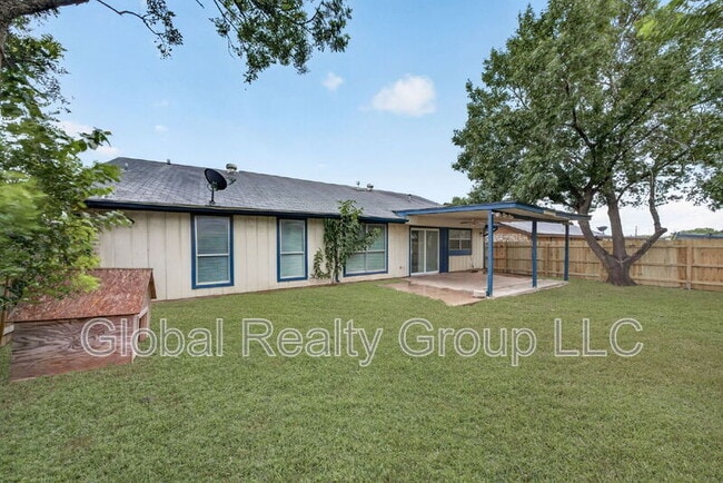 Building Photo - 7713 Narrow Pass St
