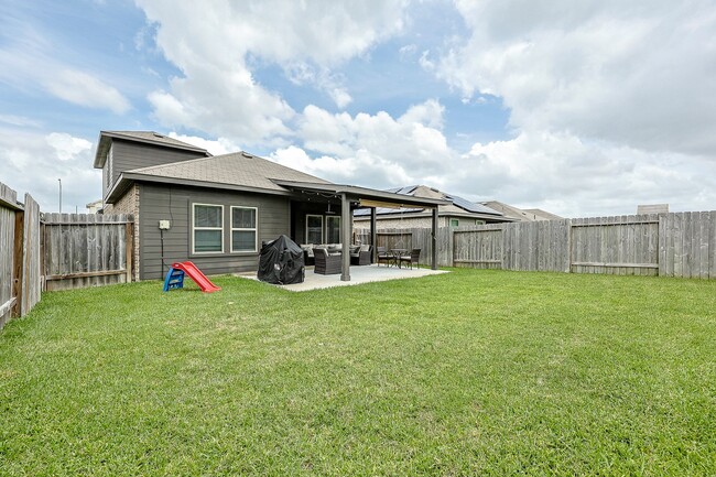 Building Photo - 22603 Aspen Tarn Trl