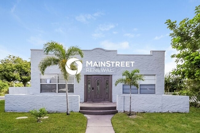 Building Photo - 3 Bedroom Pet-Friendly Home in West Palm Beach, FL with Main Street Renewal
