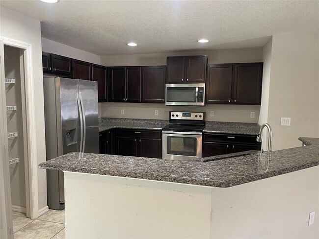 Building Photo - 27538 Desert Willow Way