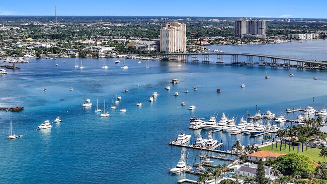 Building Photo - 106 Linda Ln