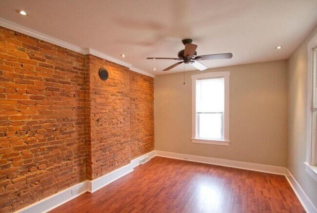 Building Photo - 412 W Frederick St