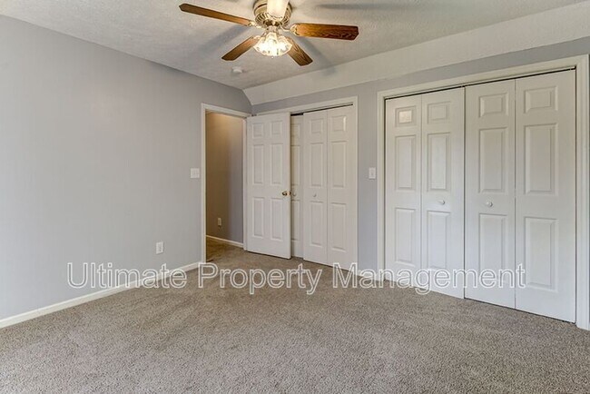 Building Photo - 4614 Masonboro Loop Rd