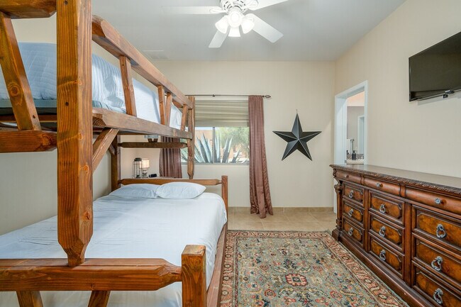 Building Photo - 39609 N 2nd Way