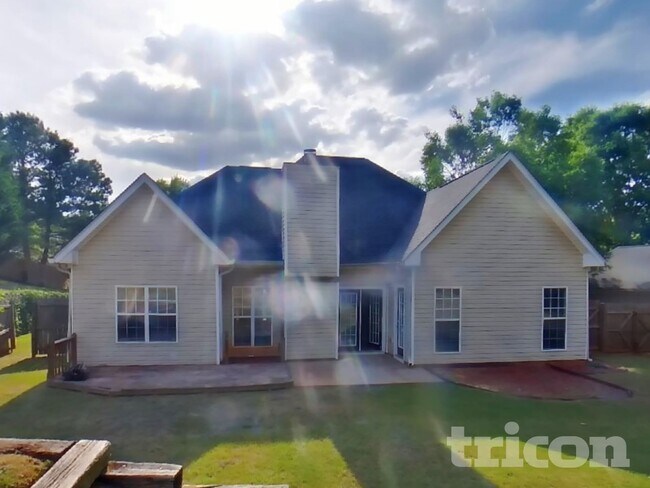 Building Photo - 308 Trail Spring Ct