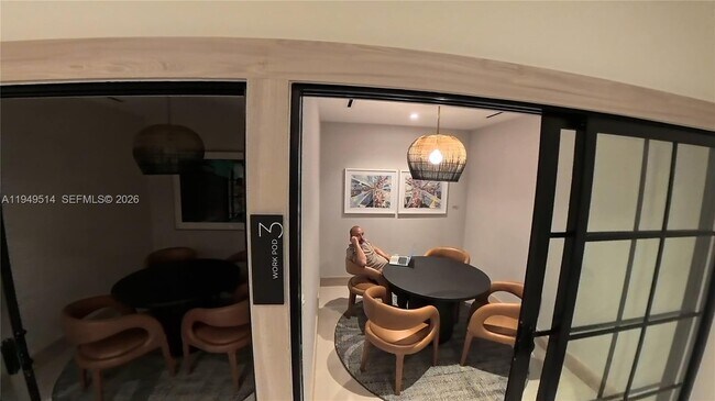 Building Photo - 225 N Miami Ave