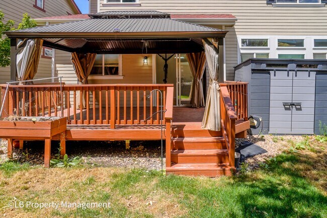 Building Photo - 10590 Pearlwood Cir
