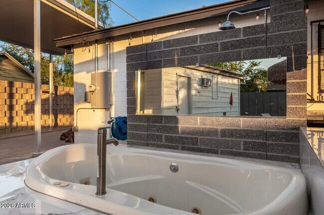 Building Photo - 1720 N Whittier Dr