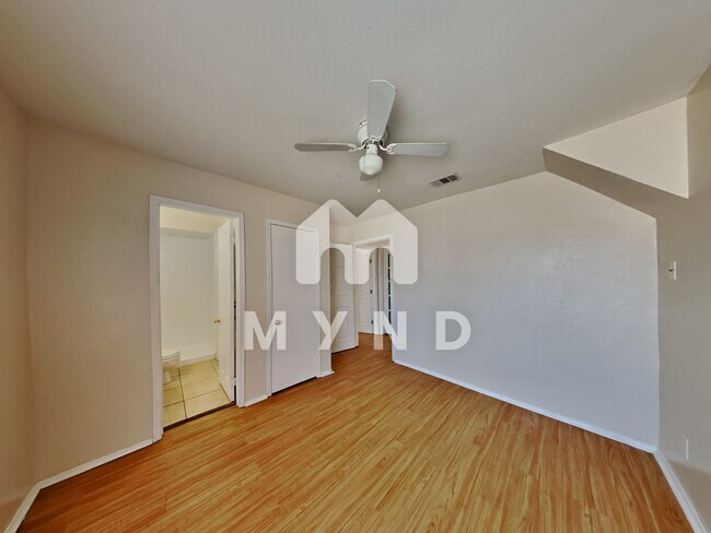 Building Photo - 5304 Pocassett Dr
