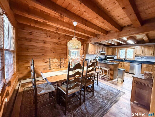 Building Photo - 37 Harris Rd