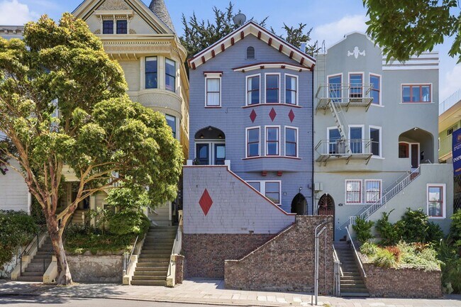 Building Photo - 1221 Waller St