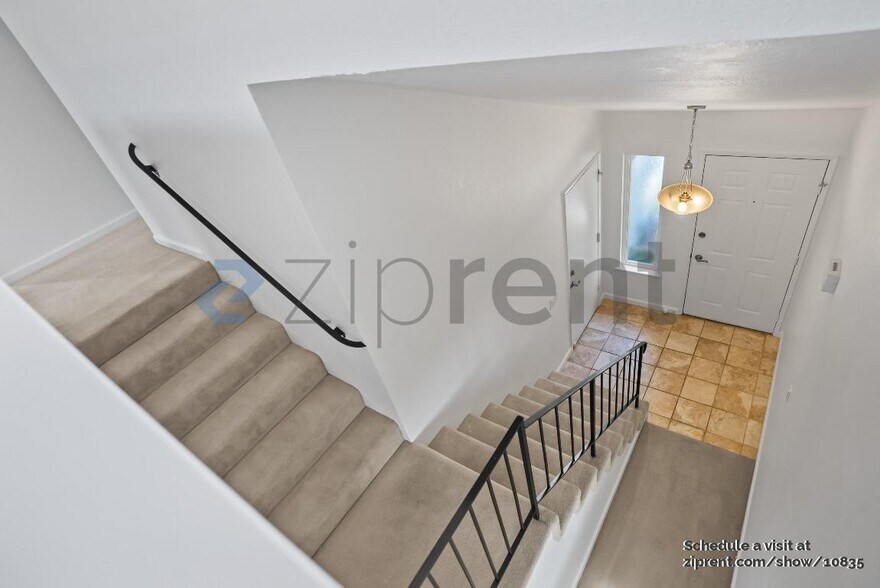 Building Photo - 4874 Starflower Dr