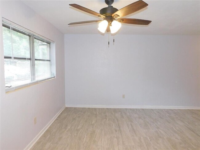 Building Photo - 711 NW 19th Ave