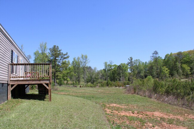 Building Photo - 818 W Grantville Rd