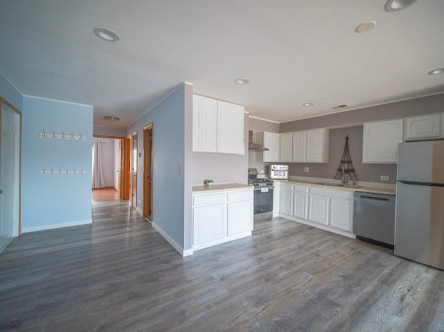 Building Photo - 5948 W 87th St