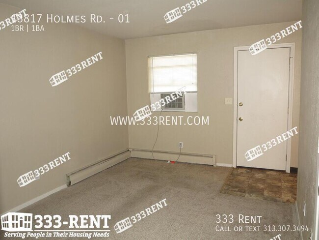 Building Photo - 13817 Holmes Rd