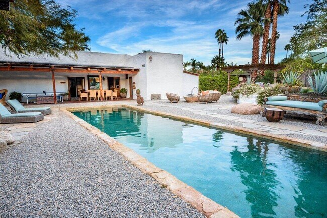 Building Photo - 71607 Sahara Rd