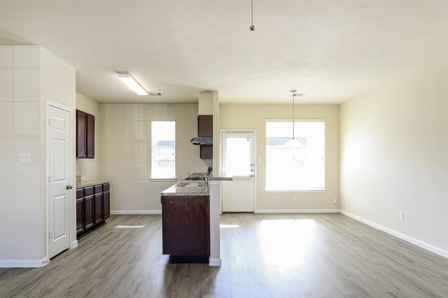 Building Photo - 9711 Caprice Court