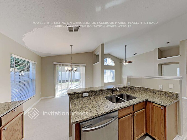 Building Photo - 2515 Clareside Dr