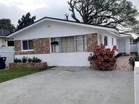 Building Photo - 2126 NW 47th St